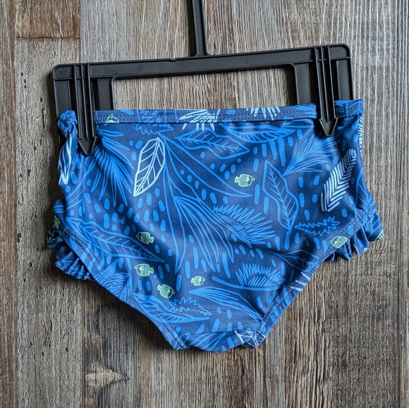 Carter's Child of Mine 12M Swimsuit 2-Piece Set - Picture 4 of 7